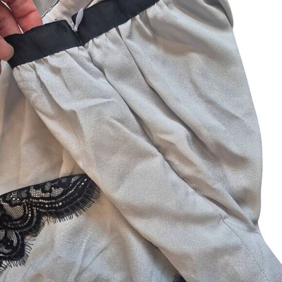 Jody California Women's Silver Poly & Black Lace Lined Slip Skirt NEW NWT - Picture 11 of 13